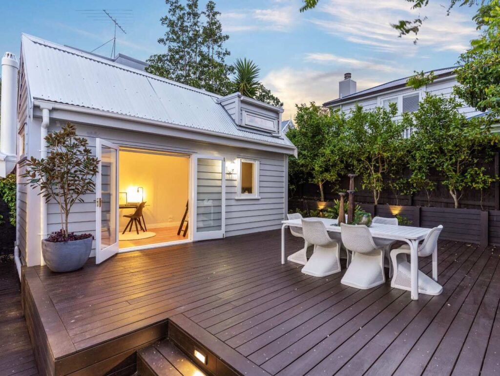custom decks and patios auckland
