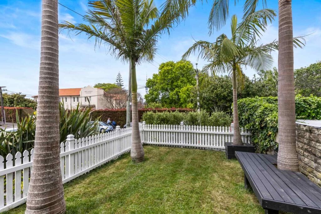 custom fencing solutions auckland